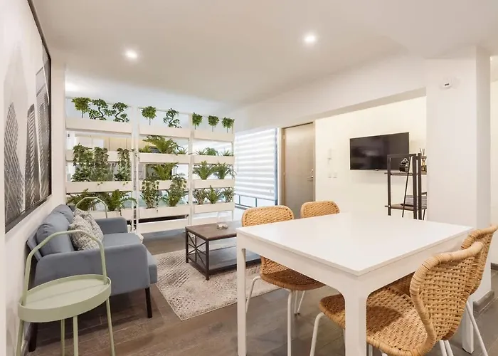 Urban Haven Апартаменты